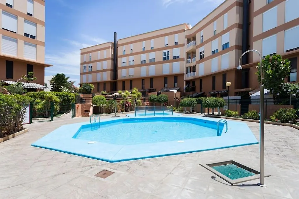 Eva Paradise, El Medano, Beach And Swimming Pool 0*, エル・メダノ スペイン